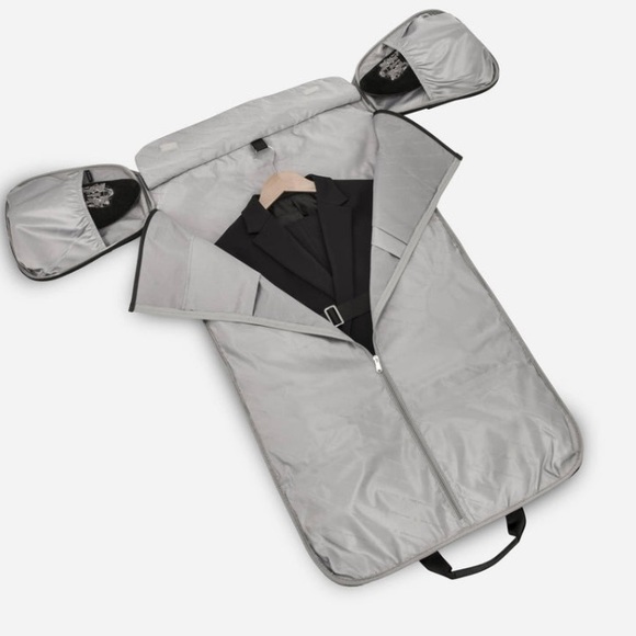 Vessel Signature Garment Duffel Track Black 2 in 1 Duffel Bag New w Tags - Picture 4 of 16